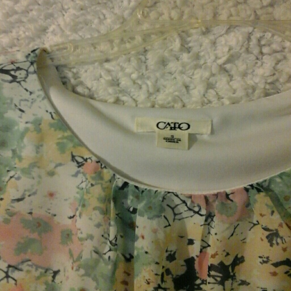Dress - Picture 2 of 2